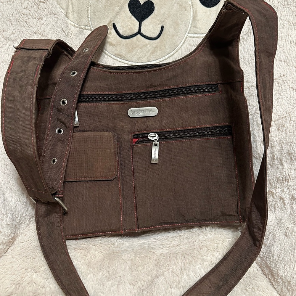 Baggallini Brown Crossbody Bag - Picture 9 of 13
